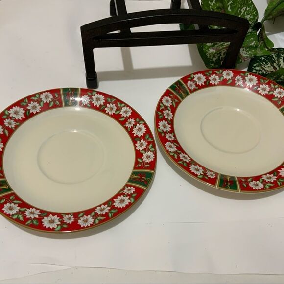 Charlton Hall Classic Traditions 6” Christmas set 2 desert Plate Kobe Japan B7 - Picture 2 of 5